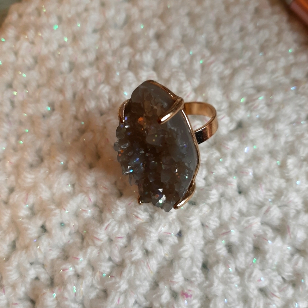 Gray faux Geo gold ring size 9